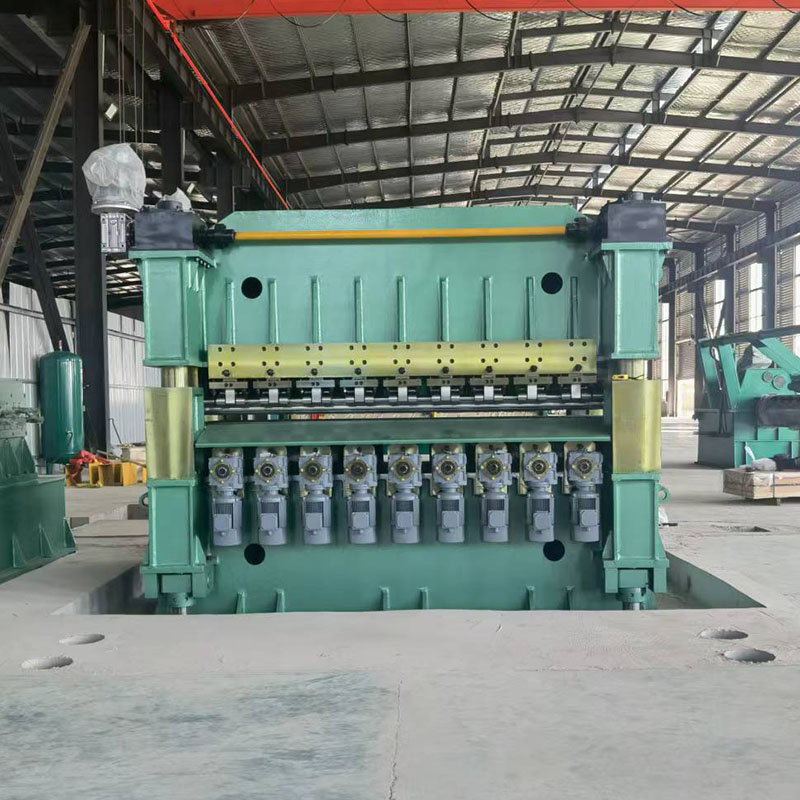 Precision straightening machine